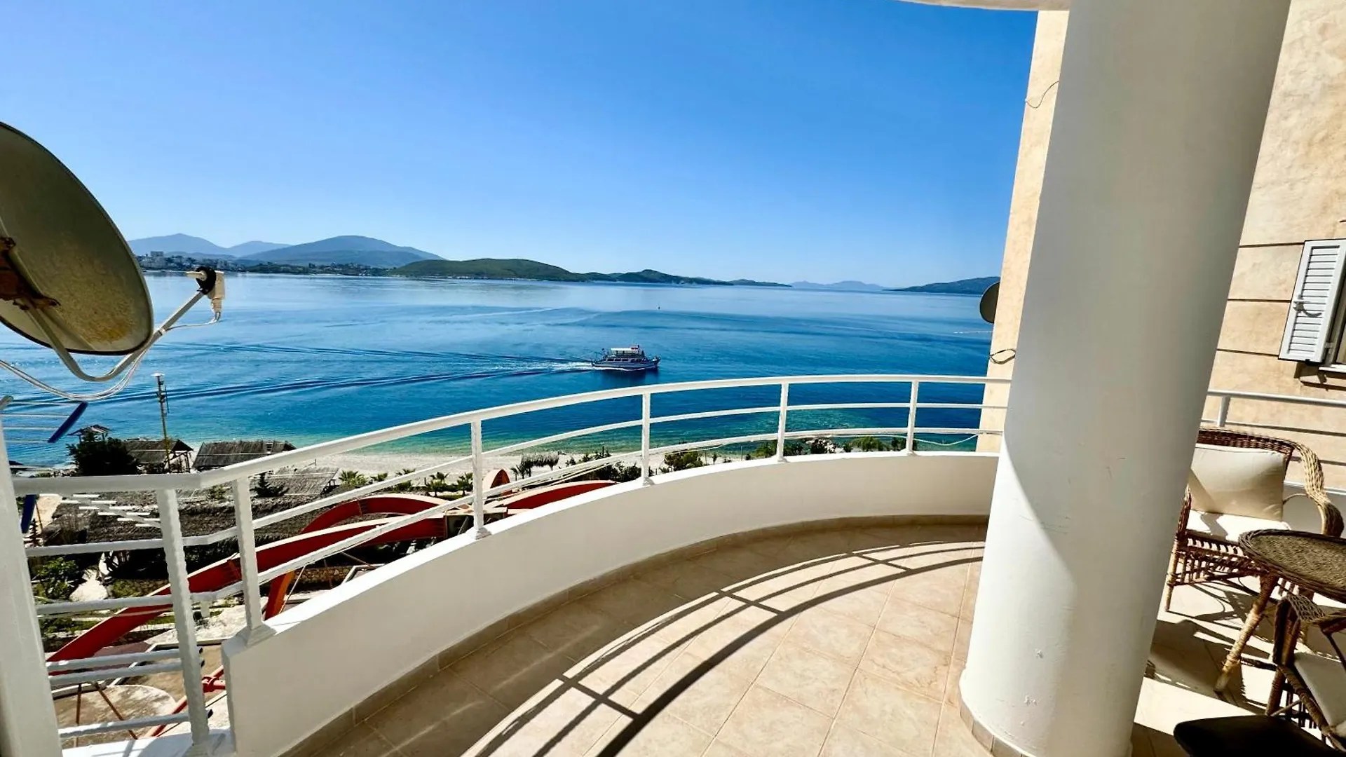 Blue Deluxe Apartment Saranda 0*, Sarandë Albanië