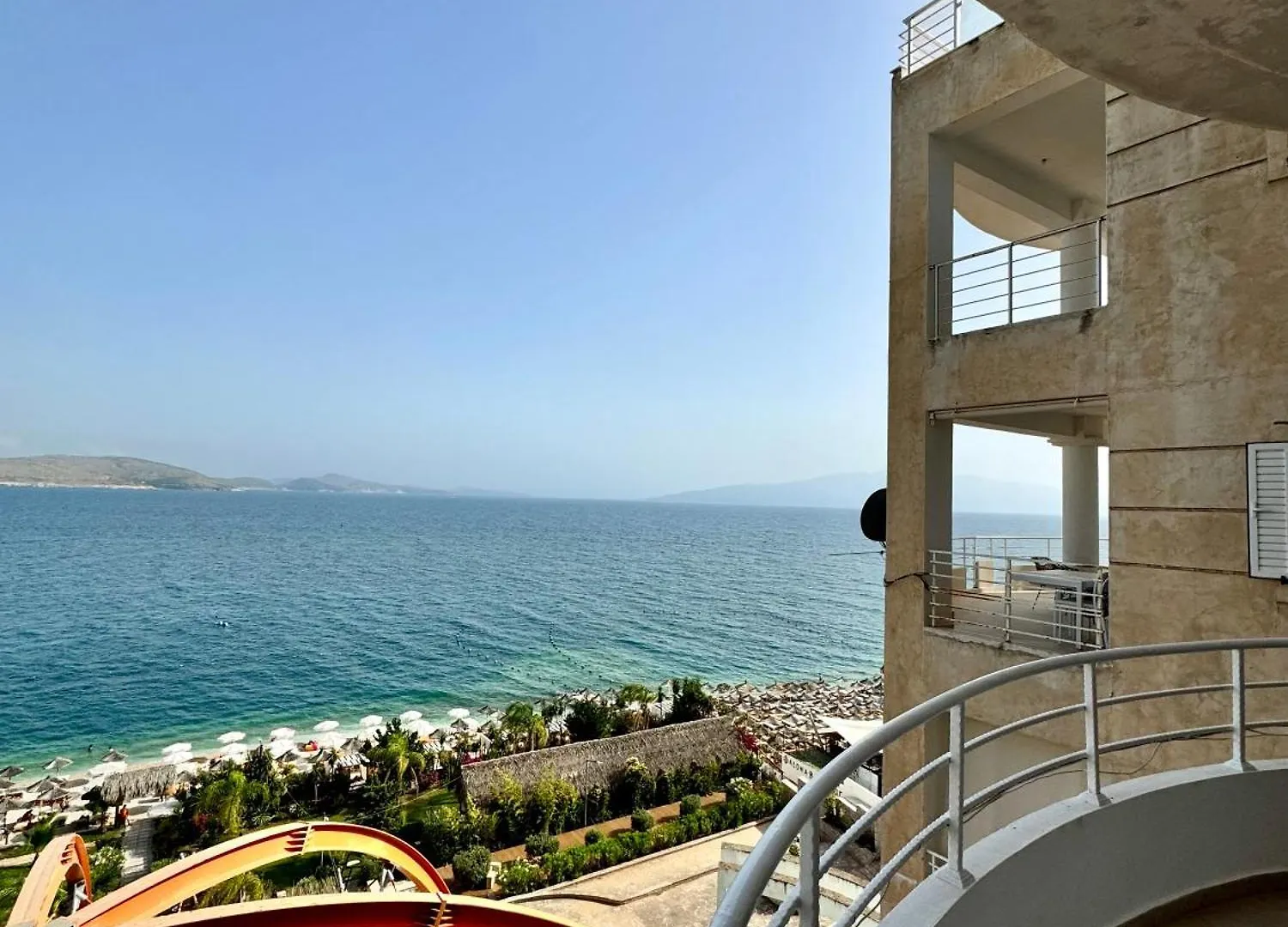 Blue Deluxe Apartment Saranda