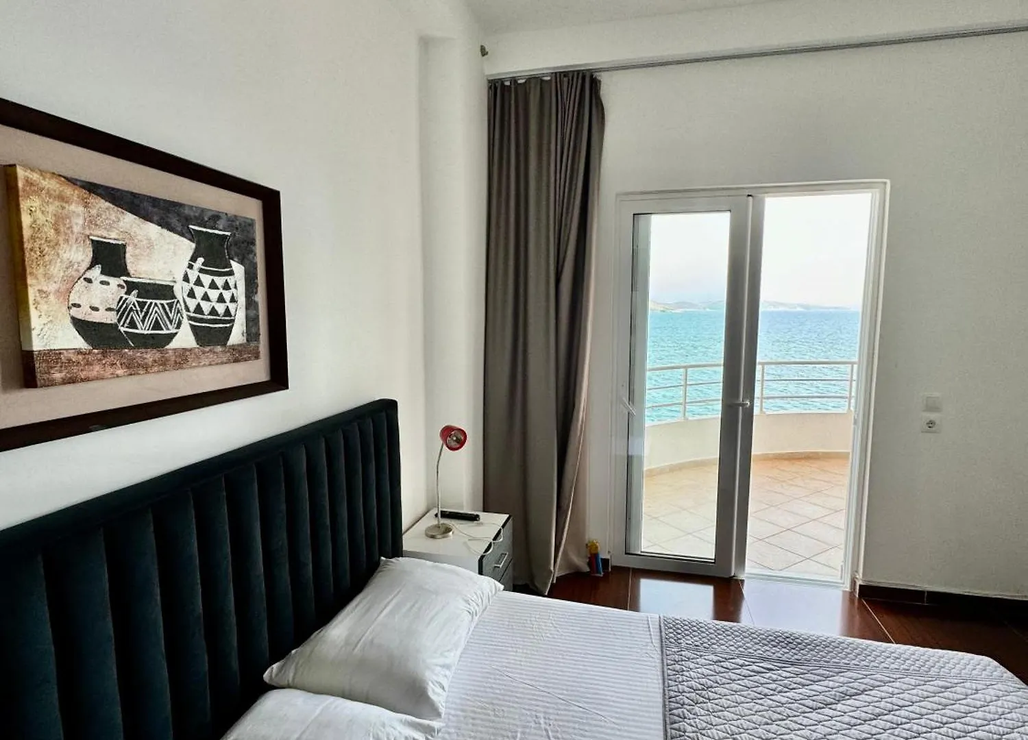 Blue Deluxe Apartment Saranda
