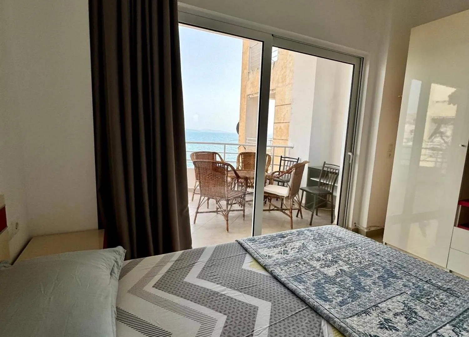 Blue Deluxe Apartment Saranda